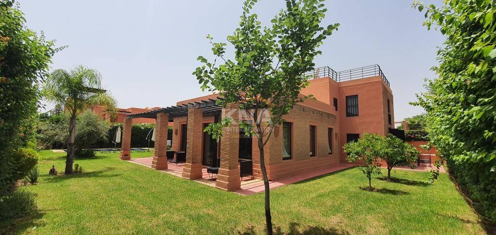 Charmante Villa située au sein d'une résidence sécurisée Location courte durée Location courte durée Villa à Amelkis Marrakech