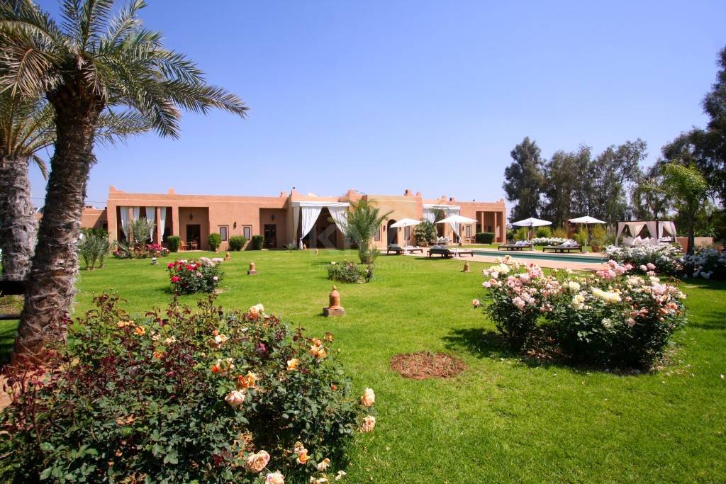 Short term rental Villa in Ouarzazate road Marrakech
