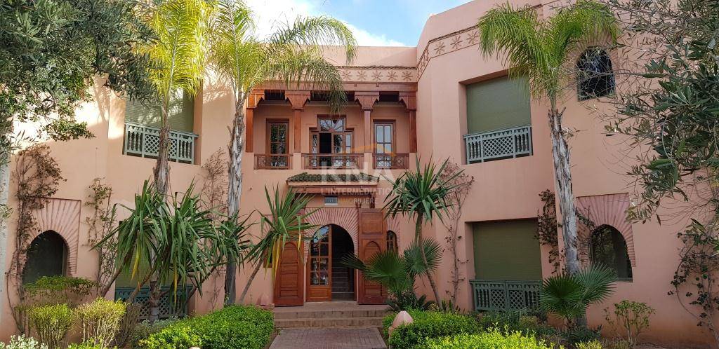 Joli appartement au 1ier étage d’une résidence familiale sécurisée Achat Achat Appartement à Palmeraie Marrakech