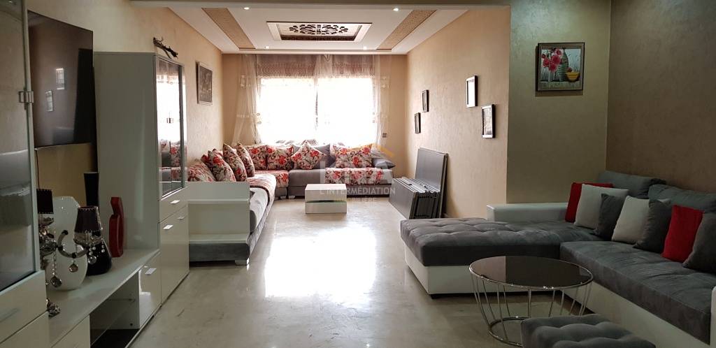 Joli appartement fonctionnel au 2ème étage d’une résidence sécurisée avec orientation sud Achat Achat Appartement à Gueliz Marrakech