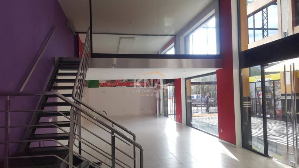 Large commercial premises located on a main street of Marrakesh and close to many shops Sale Sale Commercial premises in Casablanca road Marrakech