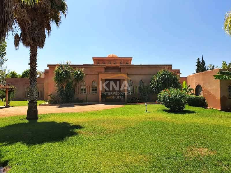 Très jolie Villa titrée avec VNA faisant partie d’une résidence sécurisée Achat Achat Villa à Sidi Abdellah Ghiat Marrakech