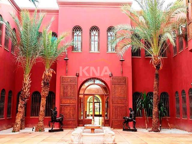 Magnifique Maison d'hôtes aux allures Arabo Berbère à la location gérance Location longue durée Location longue durée Villa à Palmeraie Marrakech