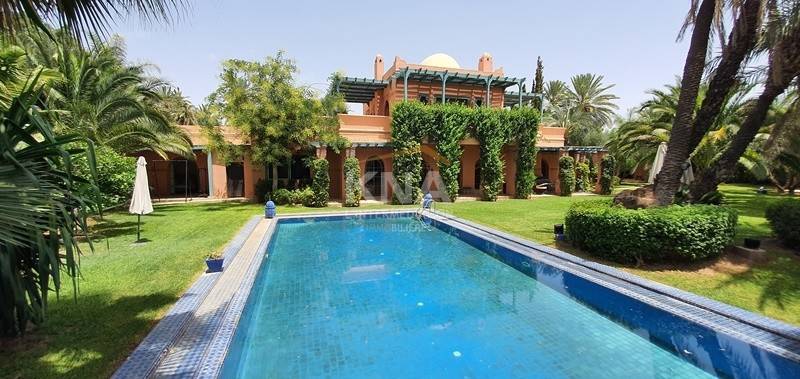 Villa de style mixte au sein d’un très beau parc arboré à la Palmeraie Location Location Villa à Palmeraie Marrakech