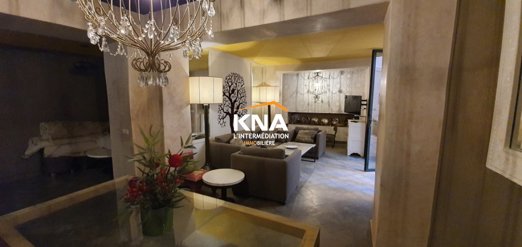 Très joli Riad " Maison d'hôtes" situé non loin de la place Jâama El Fna Achat Achat Riad à Proche de Medina Marrakech