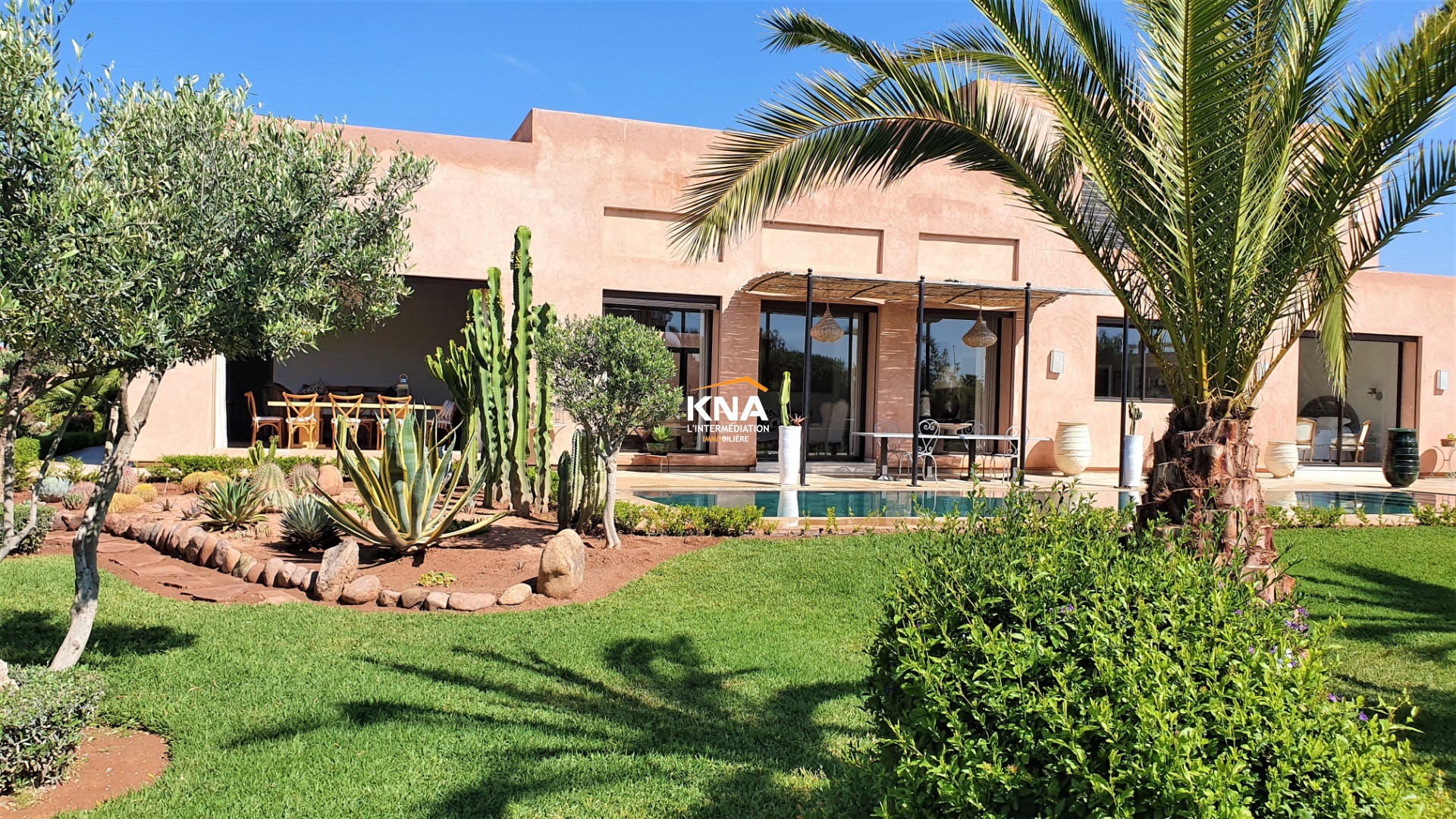 Belle Villa dotée d’un très beau parc arboré face aux montagnes de l’Atlas Achat Achat Villa à Route de l'Ourika Marrakech
