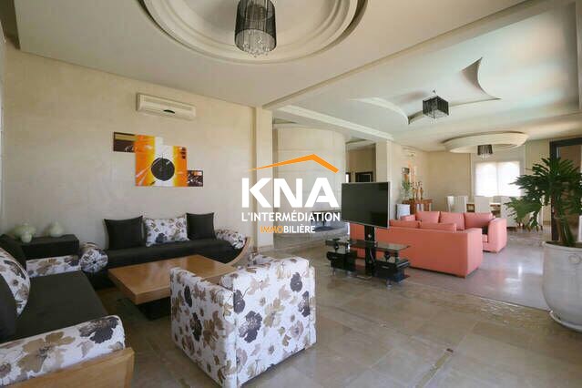 Belle Villa de style mixte construite sur 3 niveaux Achat Marrakech Achat Villa à Targa Marrakech