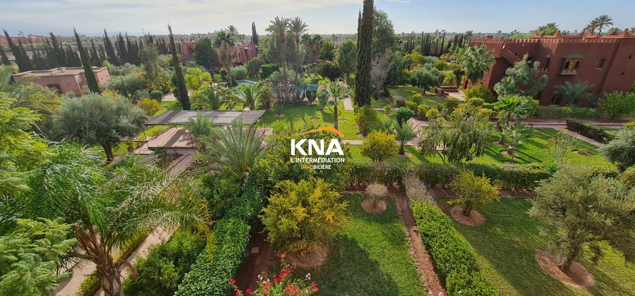 Pretty Villa / Riad located in a secured residence with swimming pool Sale Sale Villa in Fès road Marrakech
