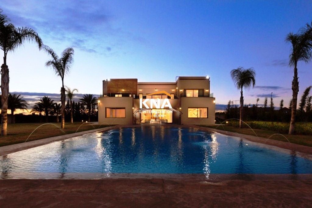 Belle et élégante Villa de style moderne décorée avec beaucoup de raffinement Location courte durée Location courte durée Villa à Route de Ouarzazate Marrakech
