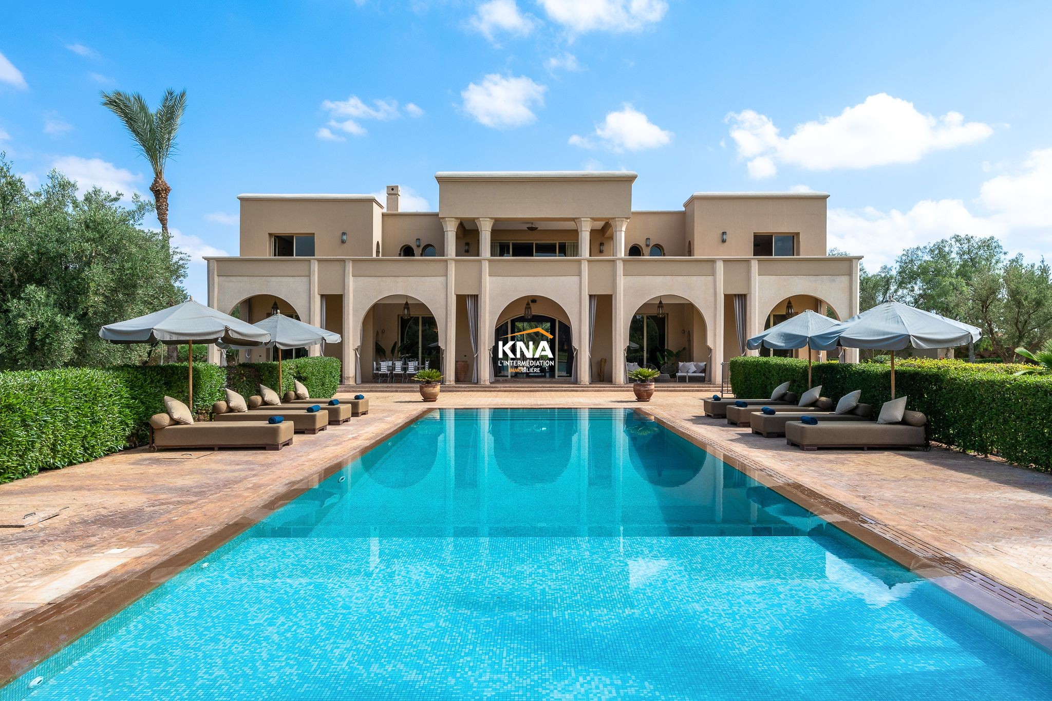 Luxueuse Propriété de style contemporain Sise sur un terrain d'un hectare superbement paysagé Achat Achat Villa à Bab Atlas Marrakech