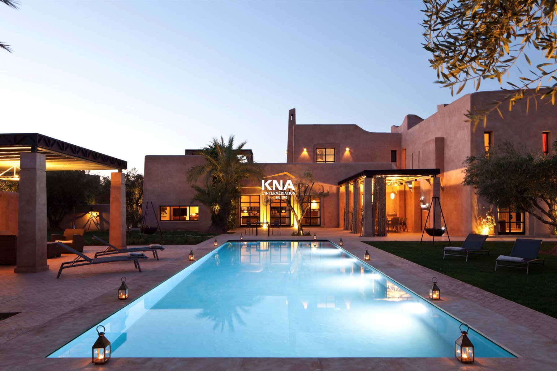 Très belle Villa d’exception à la décoration sophistiquée et éclectique Location courte durée Location courte durée Villa à Route de Fès Marrakech
