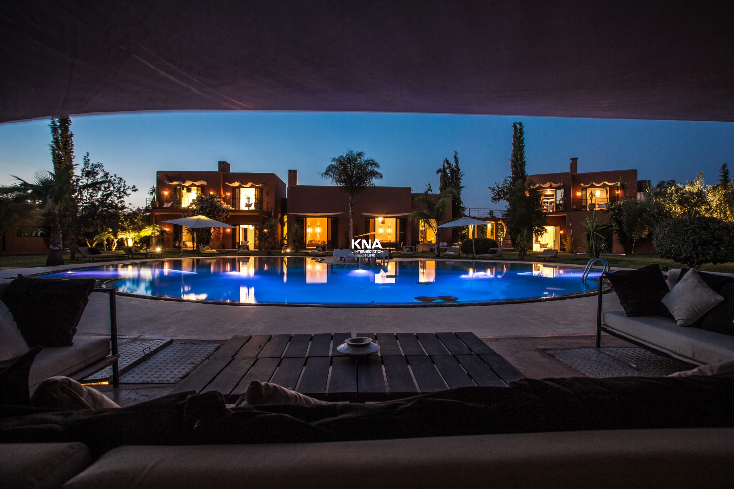 Belle Villa pour des vacances en famille, entre amis ou pour fêter des événements heureux Location courte durée Location courte durée Villa à Route de Ouarzazate Marrakech