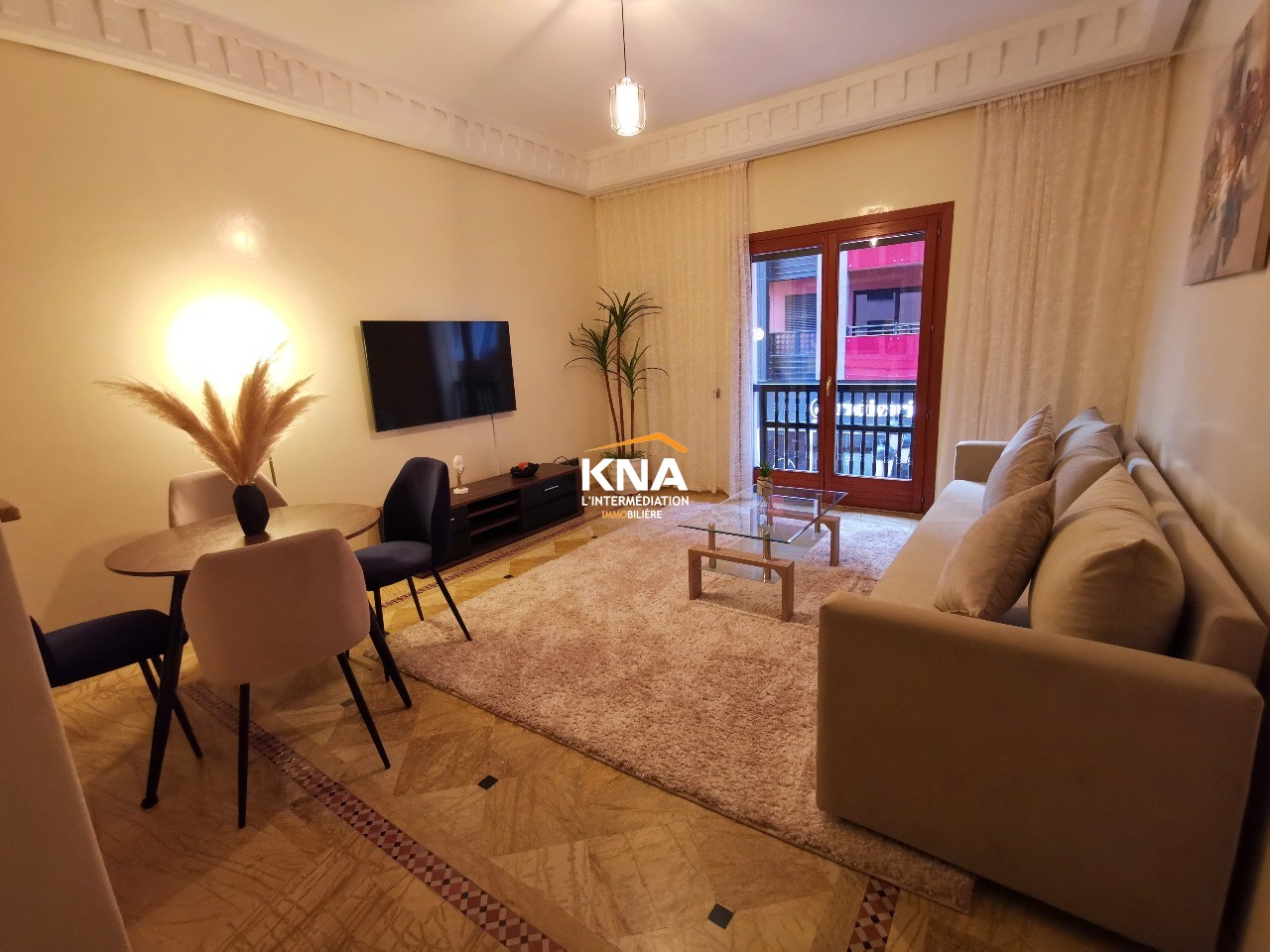 Beautiful apartment on the 1st floor of a secured residence Sale Sale Apartment in Gueliz Marrakech