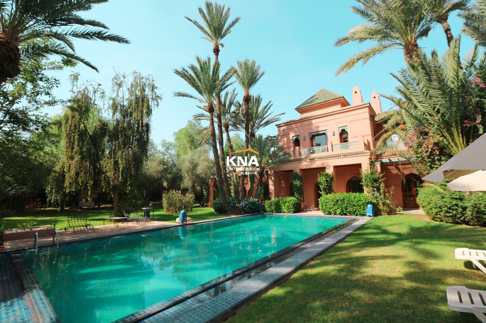 Très Villa de style mixte au sein d’un très beau parc arboré à la Palmeraie Achat Achat Villa à Palmeraie Marrakech