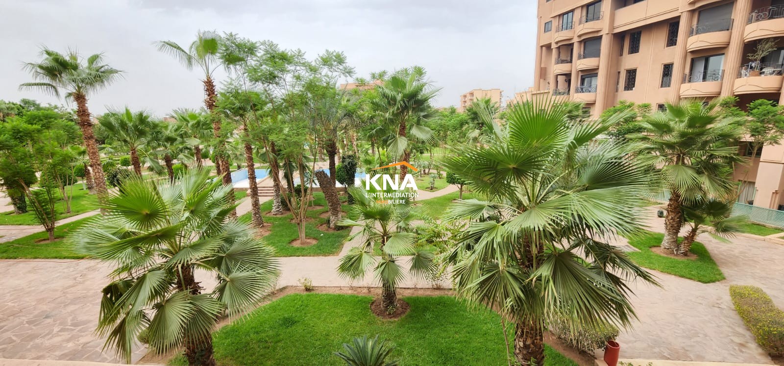 Bel appartement situé au 1ier étage d’une résidence de haut standing avec piscines à 1mn de la prestigieuse M Avenue Achat Achat Appartement à Hivernage Marrakech