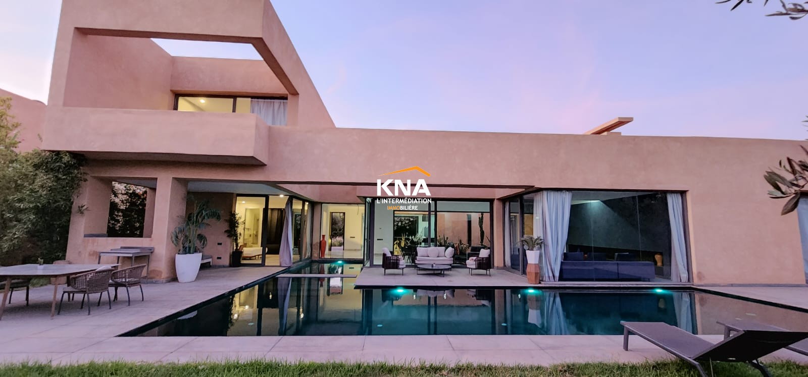 Très belle Villa contemporaine au sein d’une résidence privée et sécurisée Achat Achat Villa à Route de Ouarzazate Marrakech