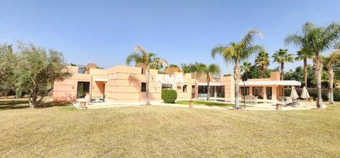 Belle Villa contemporaine de plain-pied située à 10 min du centre-ville Achat Achat Villa à Route de l'Ourika Marrakech