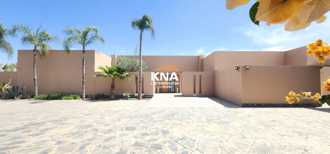 Very pretty contemporary style Villa on one level Sale Sale Villa in Amizmiz road Marrakech