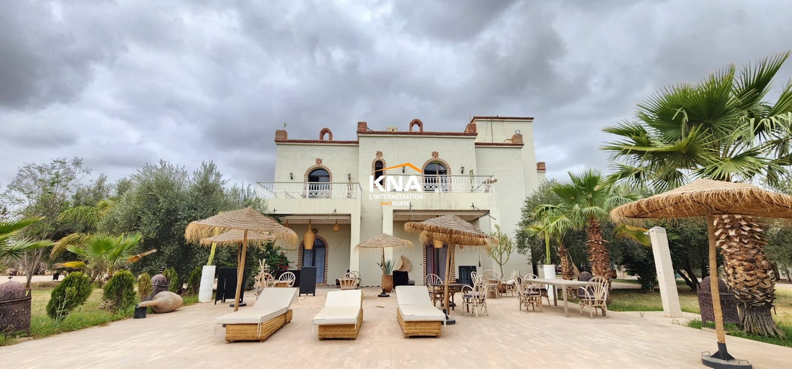 Maison d’hôtes de style Riad dotée de beaux volumes Achat Achat Villa à Route de l'Ourika Marrakech