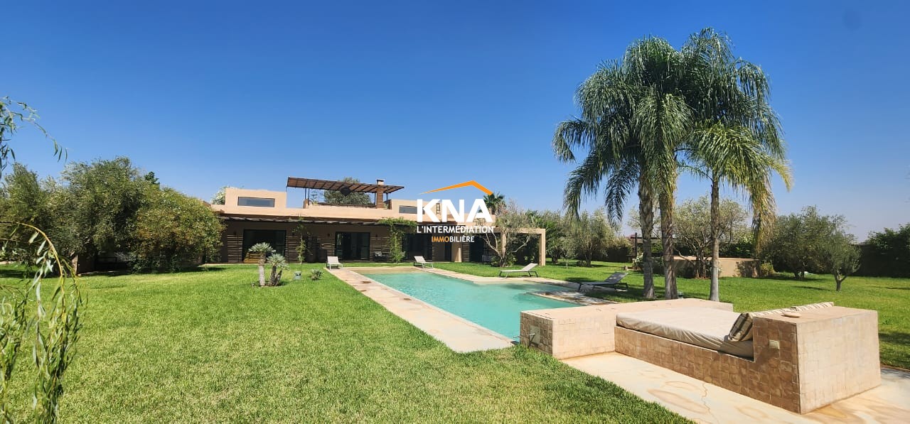Belle Villa de style contemporain dotée d'un très beau parc Achat Achat Villa à Route de l'Ourika Marrakech