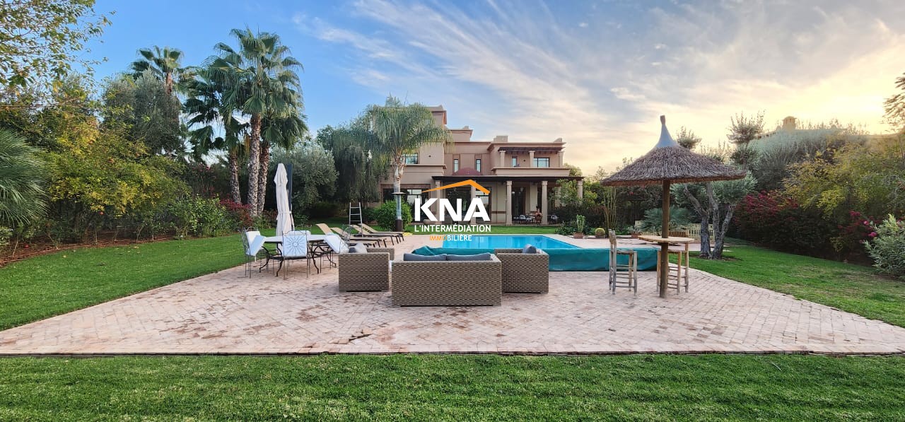 Belle Villa de style mixte au sein d’un domaine Golfique très bien entretenu et sécurisé Achat Achat Villa à Route d'Amizmiz Marrakech