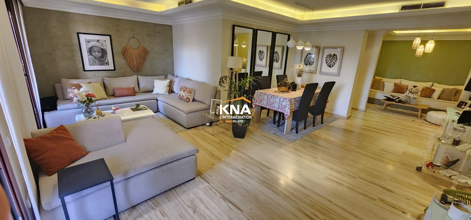 Bel appartement très lumineux au 3ème étage d’une magnifique résidence situé au Guéliz Location longue durée Location longue durée Appartement à Gueliz Marrakech