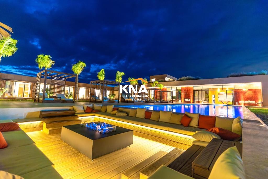Stunning modern villa full of charm, all on one level Short term rental Short term rental Villa in Amizmiz road Marrakech